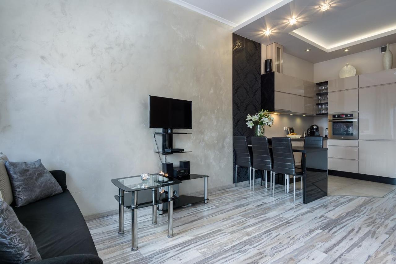 Elite Apartments Tartaczna Deluxe Gdansk Bagian luar foto
