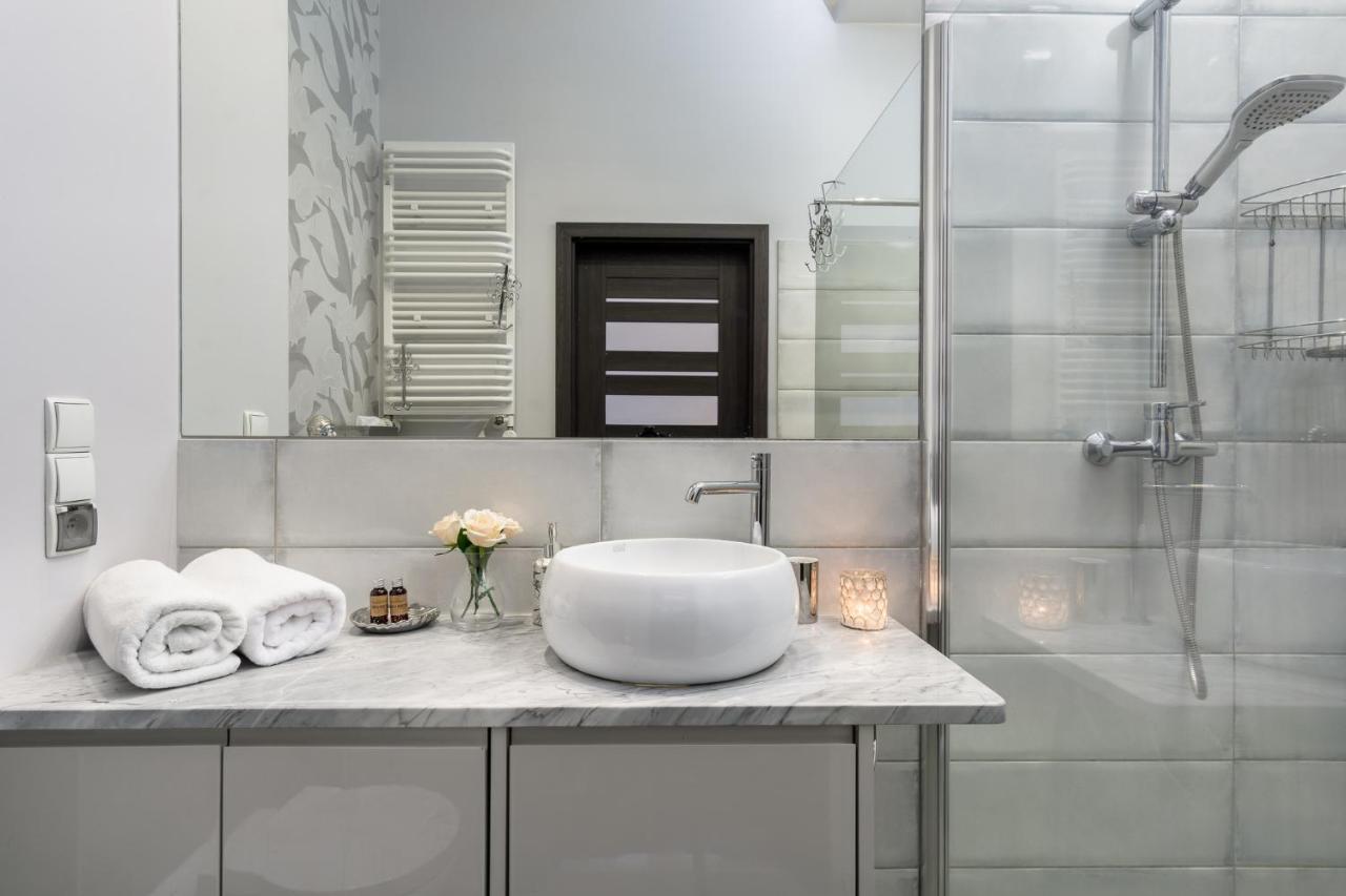 Elite Apartments Tartaczna Deluxe Gdansk Bagian luar foto