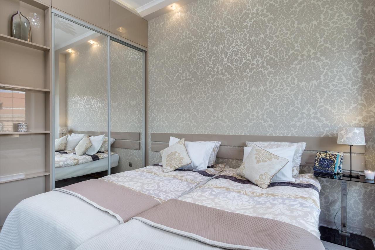Elite Apartments Tartaczna Deluxe Gdansk Bagian luar foto